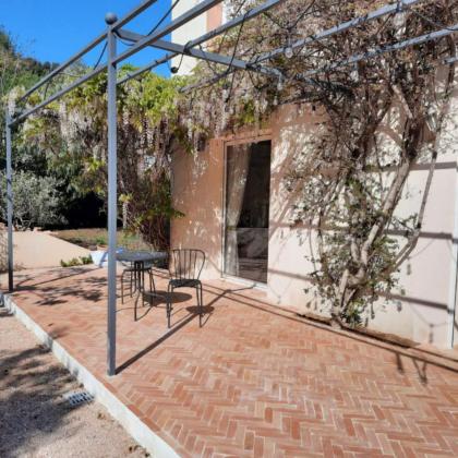 terrasse en carreaux de pavage Provence Extérieur, maison particulière terrasse en carreaux de pavage Provence Extérieur, maison particulière